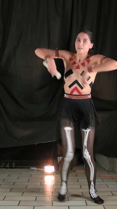 I made a sexy tape work for my dance outfit, it's simple but I like it a lot