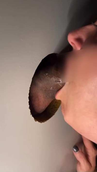 I wonder what size, shape and color cocks I’m going to encounter in NYC this weekend. Beyond excited for some no holes barred fun.