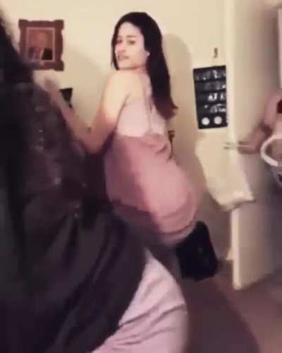 To make a TikTok.