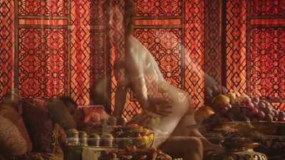 Esm&eacute; Bianco &amp;amp; Sahara Knite in 'Game of Thrones' S01E07 (2011)