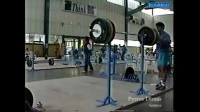 Probably some of the most savage "big dick energy" training footage ever recorded