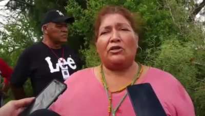 Familiares de los 10 mineros atrapados en el pozo de carb&oacute;n de Sabinas, Coahuila, la coordinadora de Protecci&oacute;n Civil, quien les dio a conocer que el rescate llevar&aacute; de 6 a 11 meses .