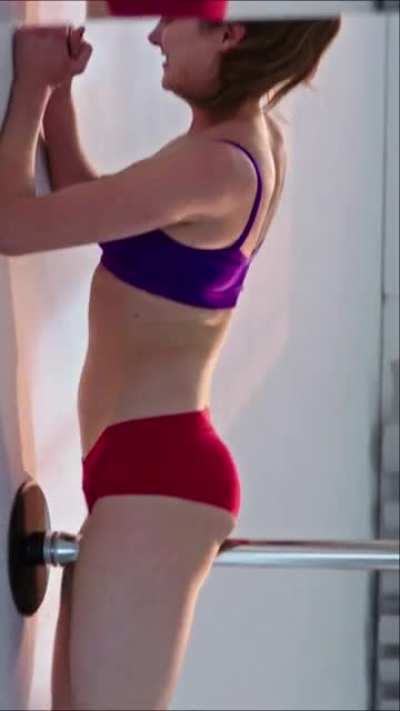 Shailene Woodley - Snowden - Pole Dance