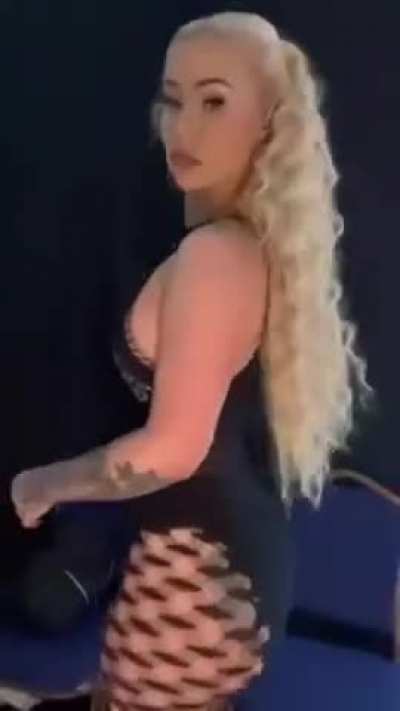 [Discord able#9636] Do you want to see a thick cock cum on cam? Send me Iggy Azalea and you&rsquo;ll get what you wish! 😉