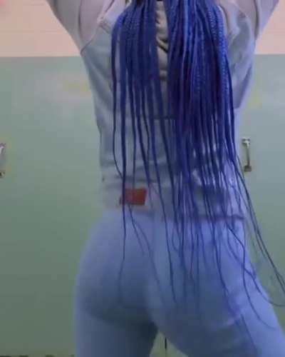 😫