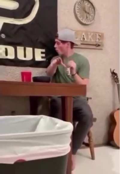 ????