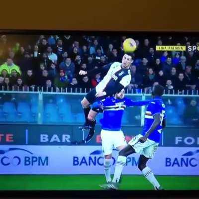 Ser&aacute; que o Cristiano Ronaldo sobe pouco????