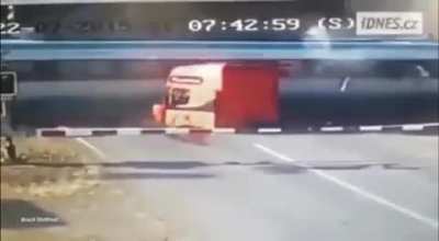 Eita bixo meu caminh&atilde;o