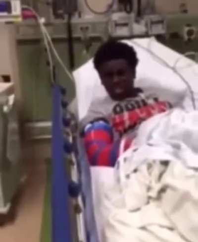 Guy goes crazy on anesthesia