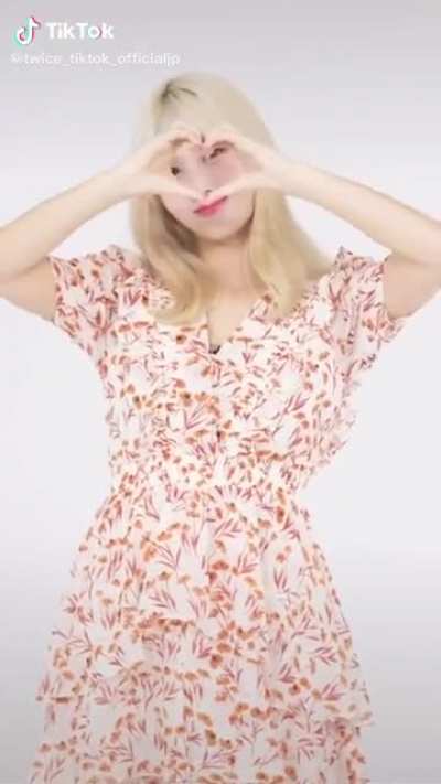 200829 Cute Momo ("I Love You ONCE" - Twicr Japan Tiktok Update)