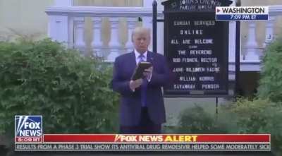Trumps Bible photo op