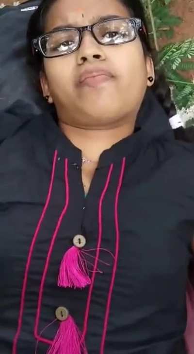 ❤️ Innocent Tamil Chamish🥵 Girl Outdoor Hard Fu&ccedil;ked🍑.. Extremely W&eacute;t .. Full Video .. ( DOWNLOAD LINK IN C0MMENT 👇 )