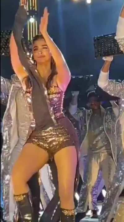 Pooja Hegde. See the amount of sweat reflecting light on the armpit