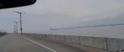Another video of Russian helicopters crossing the Dnepr during the Hostomel assault on the 24th