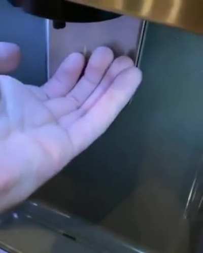 quero uma geladeira assim '-'