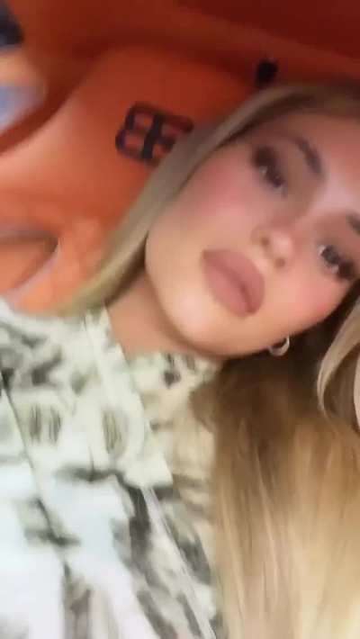 She's so bad