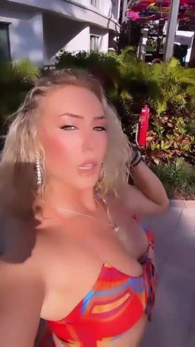 🦁🍑🦁🍑