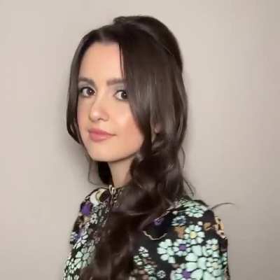 Laura Marano (Austin &amp;amp; Ally)