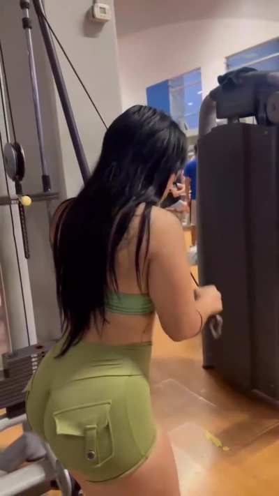 Alexandra Flores