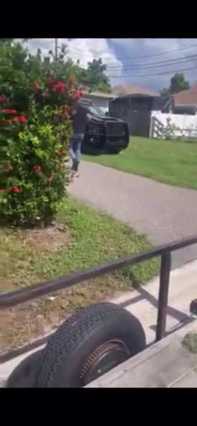 Tampa Bay man pulls an AR-style gun on Black landscapers
