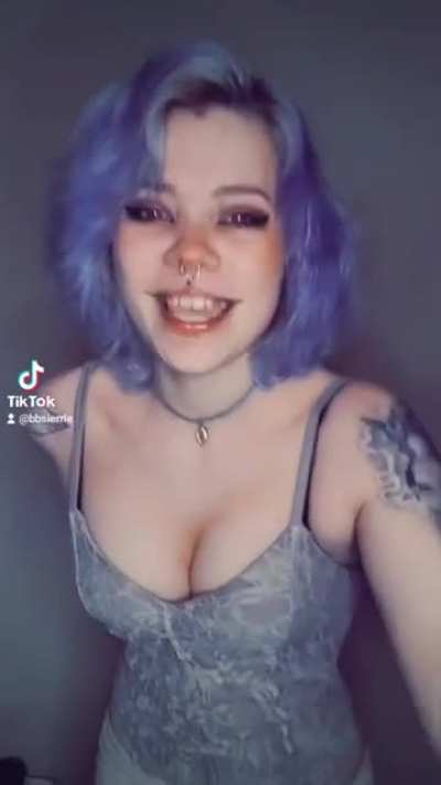 We need more sluts in the world