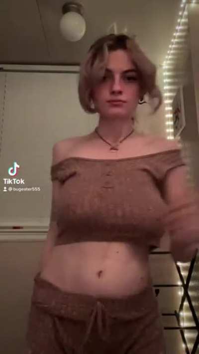 Hornyyy TikTok Thot Ethereallovebug