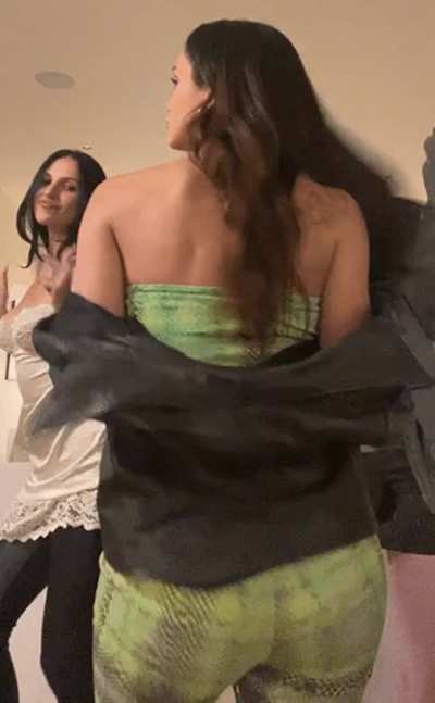 Camila Mendes