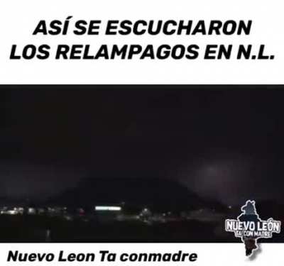Se o&iacute;an con madre en N.L.⛈