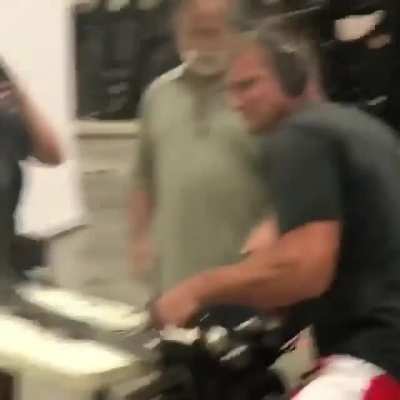 Ch&auml;d, Wielder of the Minigun