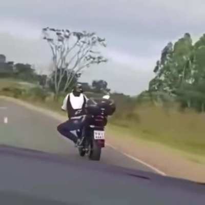 Knee down