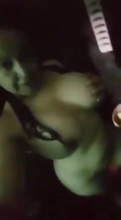 ysmara martinez ba&ntilde;andose