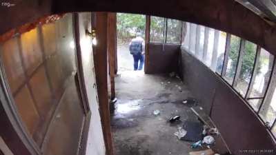 I set up a security camera hoping to catch the guys that stole 2k worth of materials from us&hellip;instead I know the knowledge that our job site is the local crackhead hook-up spot(extremely nsfw!)
