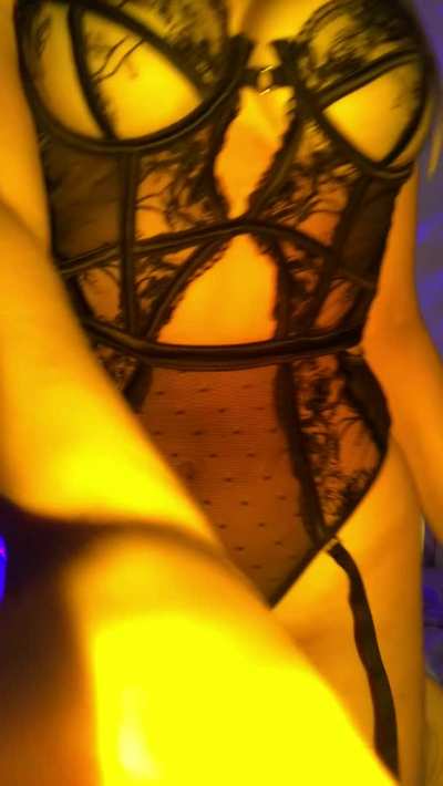If at least one guy wants to see me strip more often I would be happy😘 (OC)