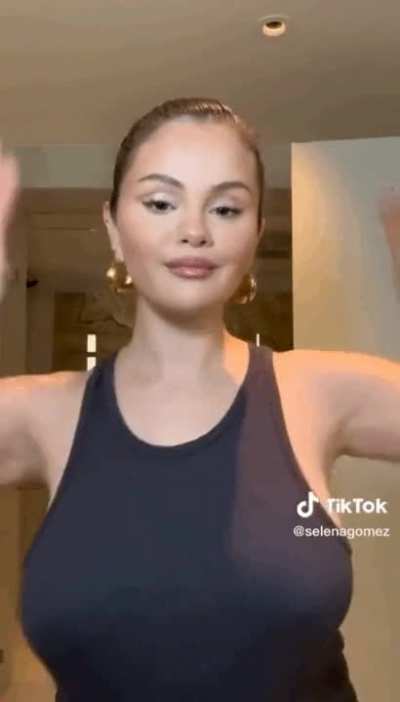 Selena Gomez&rsquo; tits have gotten so big anytime I see her I start getting hard god she really gets me going