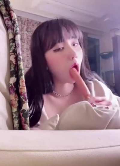 I bet you wish echih was sucking your wiener off in her warm wet mouth with her tongue rolling around