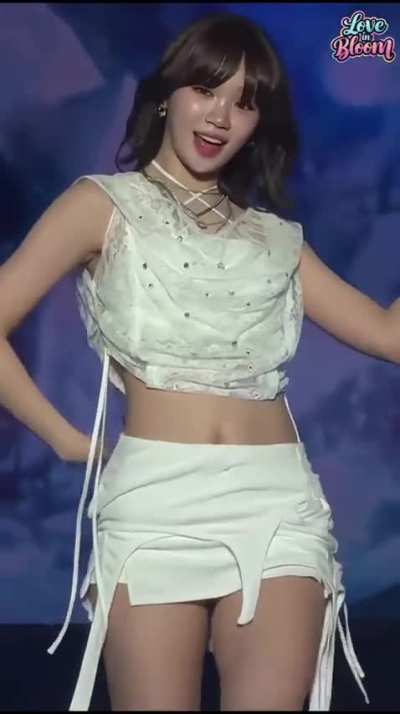 Chaewon of LE SSERAFIM
