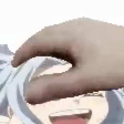Give Eri head pats!