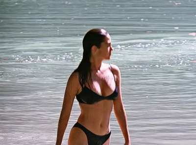 Jennifer Connelly in "The Hot Spot" (1990).