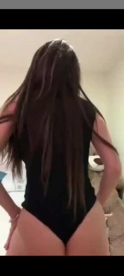 Y🍑