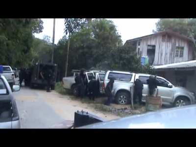 Thai security forces clash with insurgents in southern Thailand (Oct. 5, 2013)