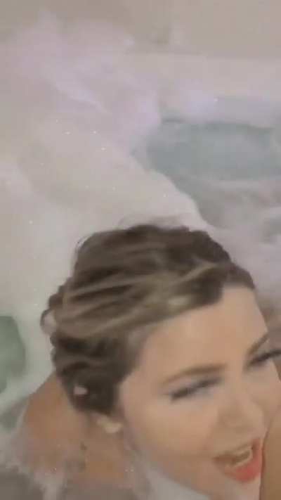 Isa trindade safada que vende pack's aqui no Cear&aacute;