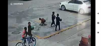 My sewer people don't need me