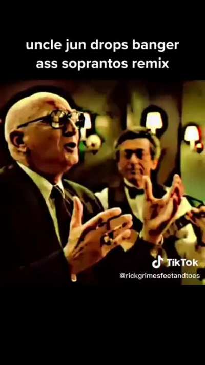 Uncle Jun sings song