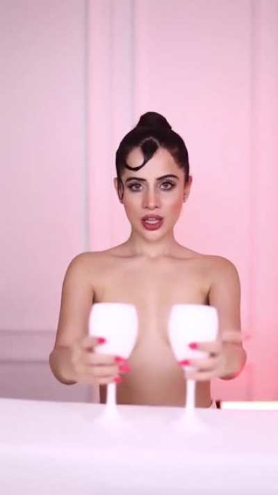 Urfi Javed ❤️🍑👍🏻❤️&zwj;🔥