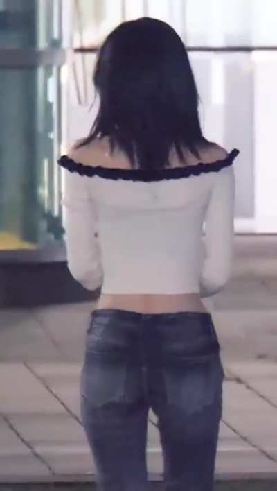 Oh My Girl - Arin