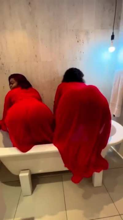 Twerk on red