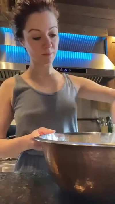Shake it, mix it