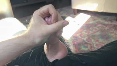 I&rsquo;m told I have great cumshots! 