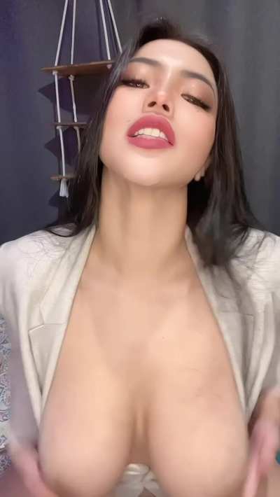 someone once tell me suffocation by my tits would be best way to go.. was he right?