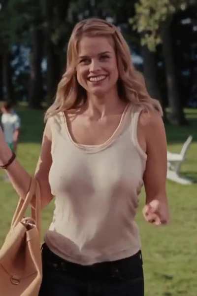 Sex and the City 2 (2010) Alice Eve as Erin 